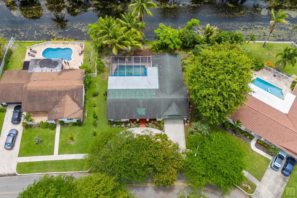 240 Lake Drive Coconut Creek FL 33066
