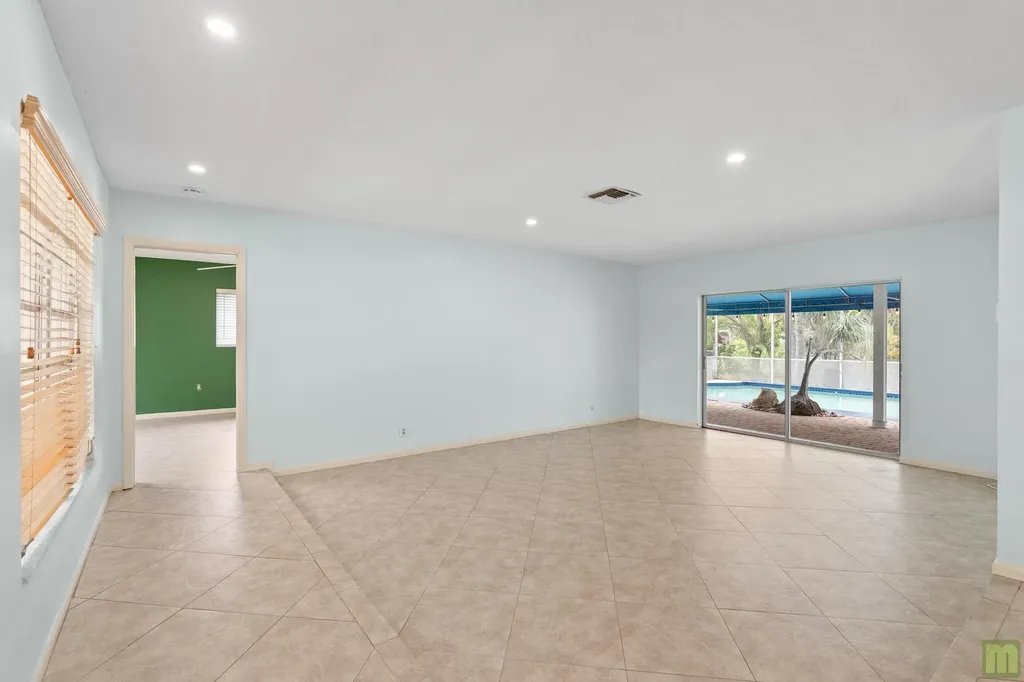 240 Lake Drive Coconut Creek FL 33066