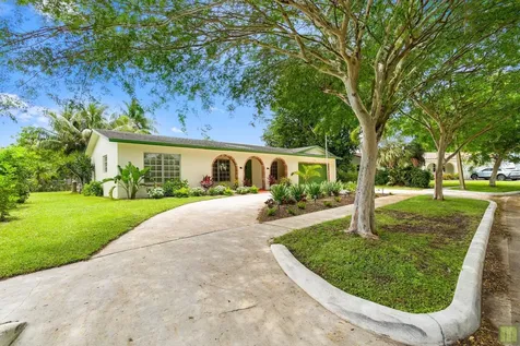 240 Lake Drive Coconut Creek FL 33066