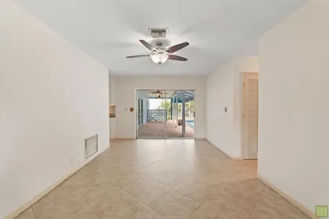 240 Lake Drive Coconut Creek FL 33066