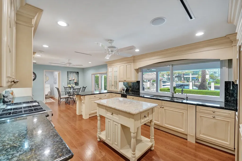 163 Nurmi Drive Fort Lauderdale FL 33301