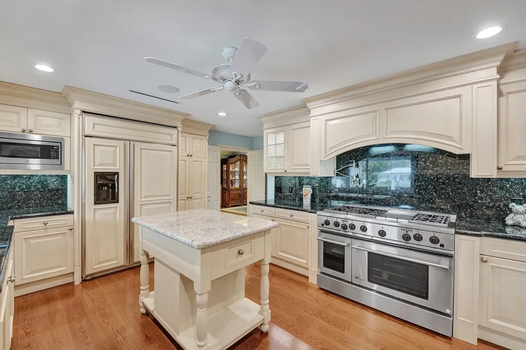 163 Nurmi Drive Fort Lauderdale FL 33301