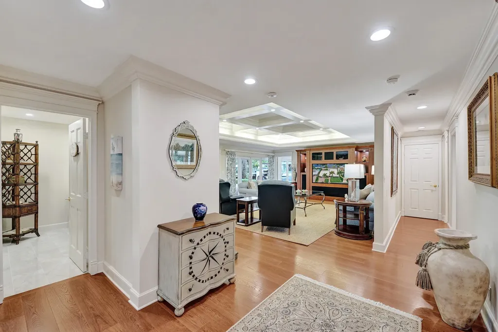 163 Nurmi Drive Fort Lauderdale FL 33301