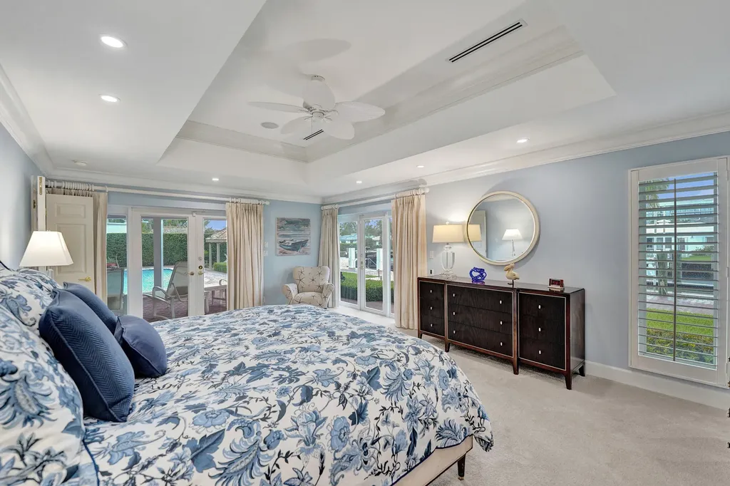 163 Nurmi Drive Fort Lauderdale FL 33301