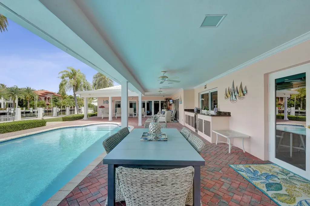 163 Nurmi Drive Fort Lauderdale FL 33301