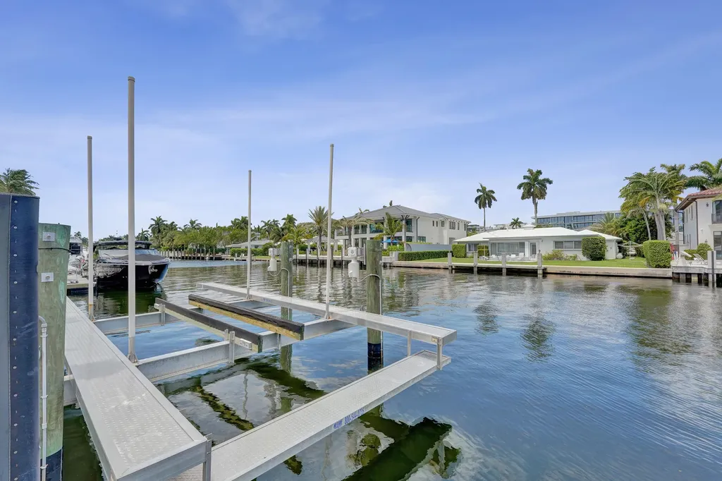 163 Nurmi Drive Fort Lauderdale FL 33301