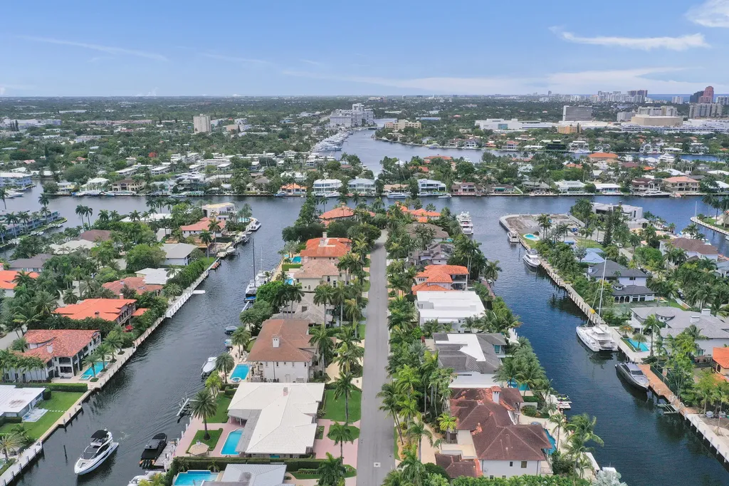 163 Nurmi Drive Fort Lauderdale FL 33301