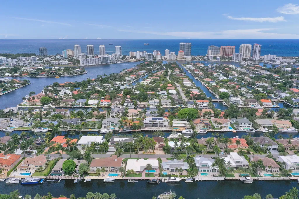 163 Nurmi Drive Fort Lauderdale FL 33301