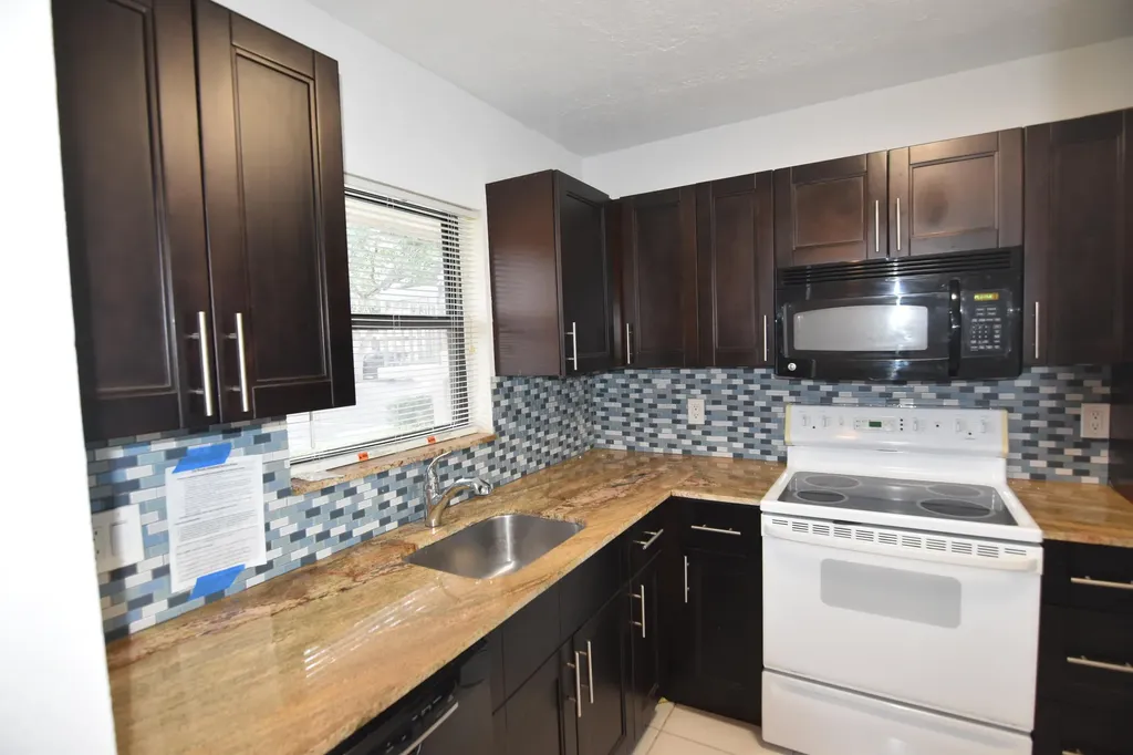 21895 Lake Forest Circle Boca Raton FL 33433