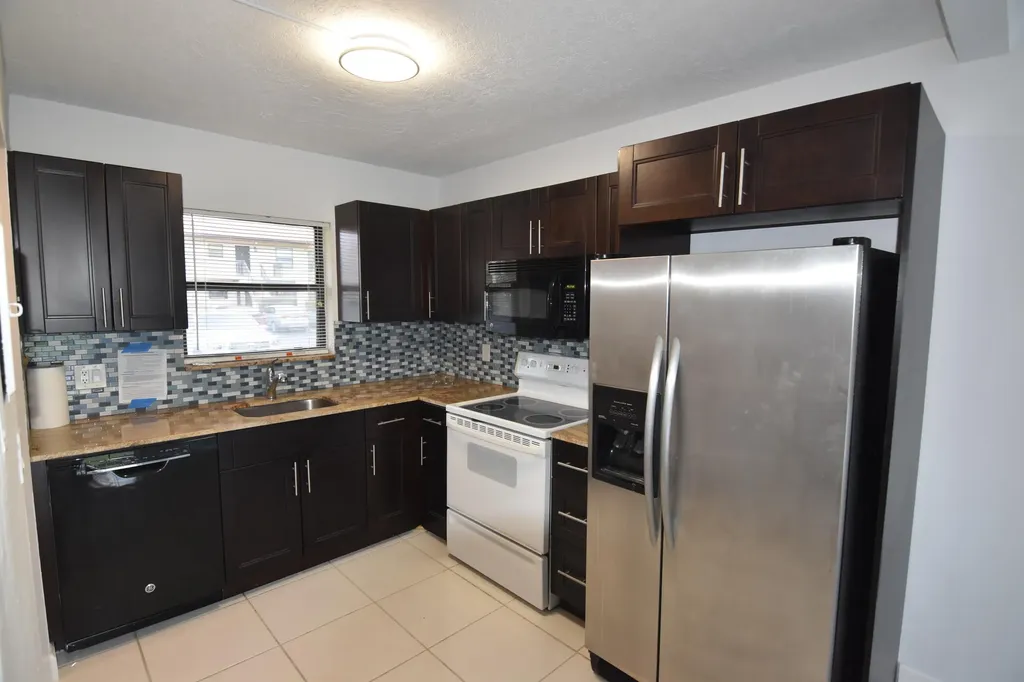 21895 Lake Forest Circle Boca Raton FL 33433