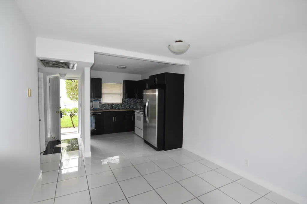 21895 Lake Forest Circle Boca Raton FL 33433
