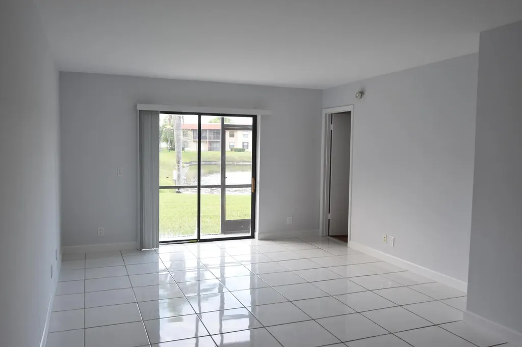 21895 Lake Forest Circle Boca Raton FL 33433
