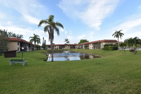 21895 Lake Forest Circle Boca Raton FL 33433