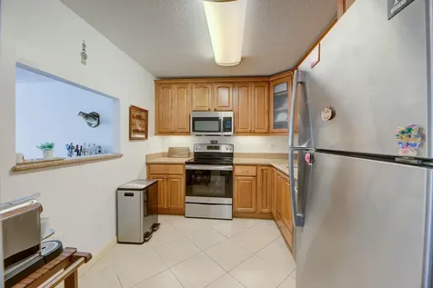7081 Environ Boulevard Lauderhill FL 33319