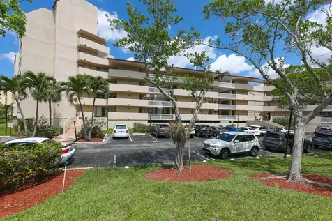 7081 Environ Boulevard Lauderhill FL 33319