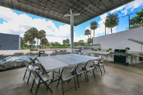 7081 Environ Boulevard Lauderhill FL 33319
