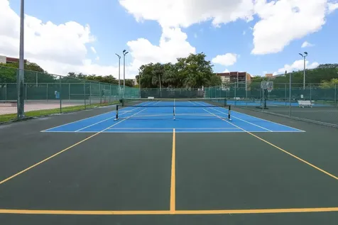 7081 Environ Boulevard Lauderhill FL 33319