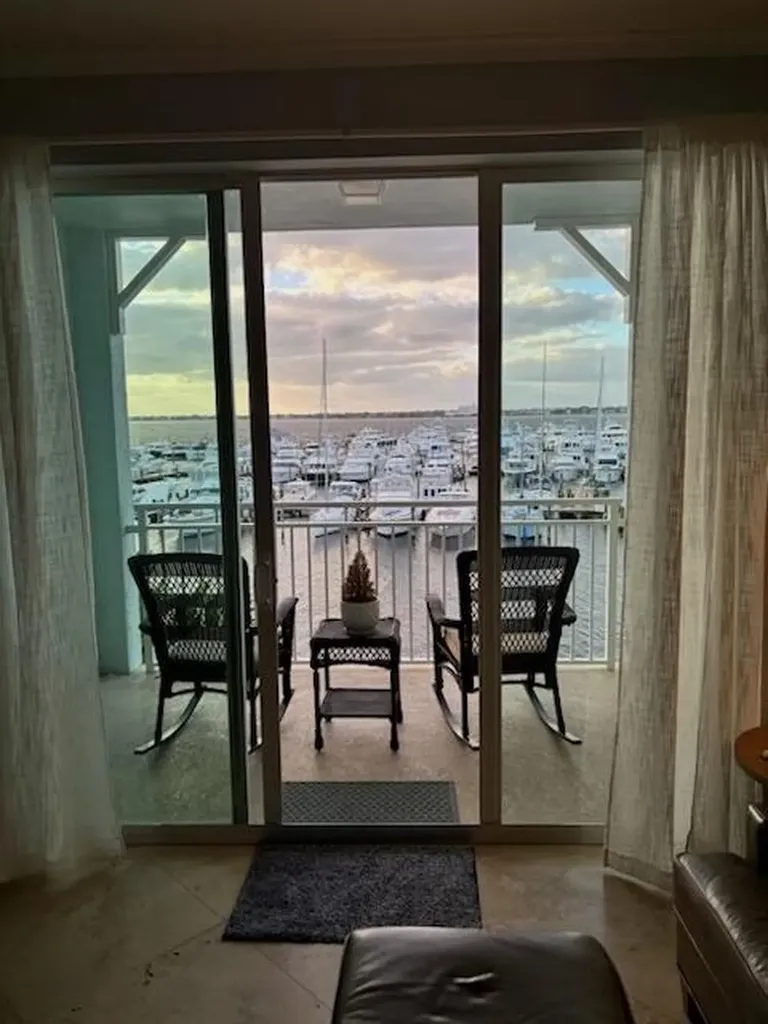 875 NW Flagler Avenue Stuart FL 34994