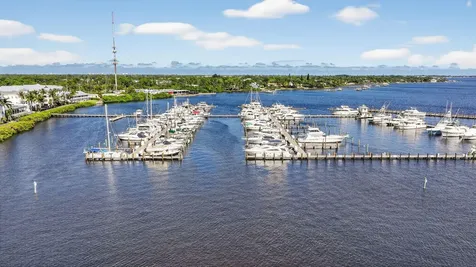 875 NW Flagler Avenue Stuart FL 34994