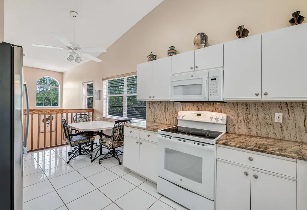 7384 Lake Meadow Way Boynton Beach FL 33437