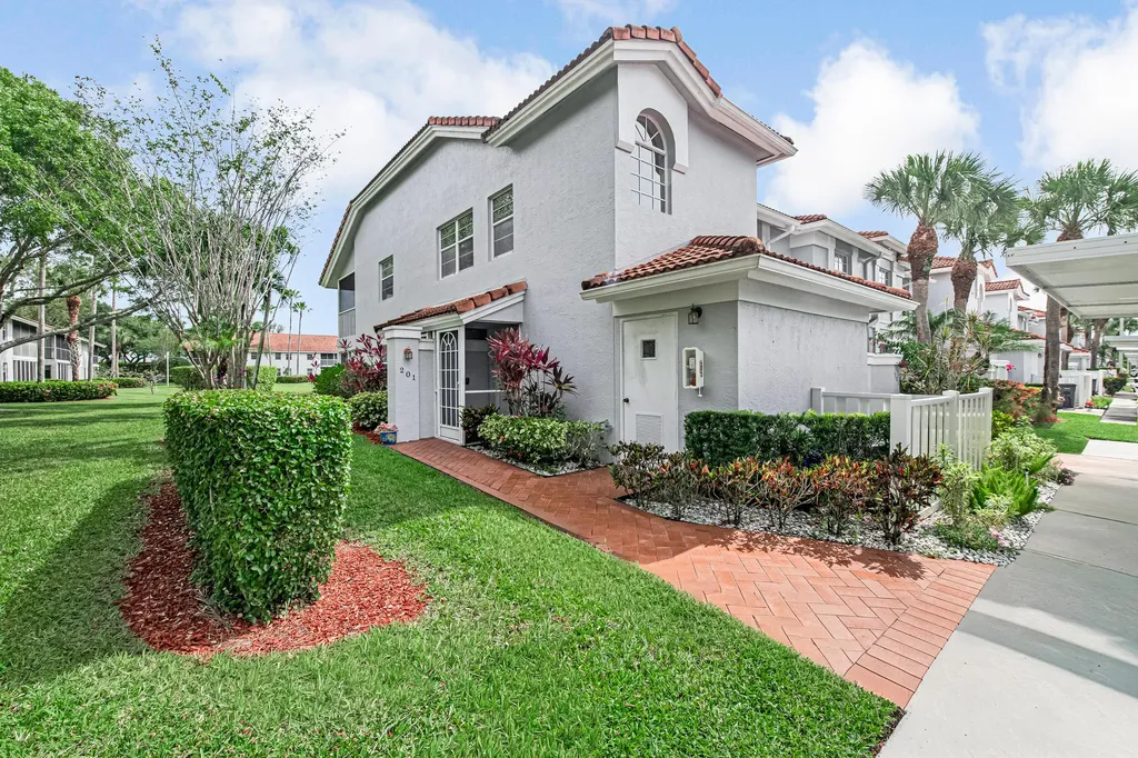 7384 Lake Meadow Way Boynton Beach FL 33437