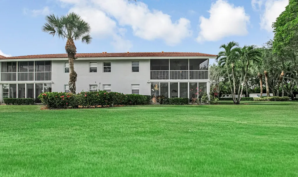 7384 Lake Meadow Way Boynton Beach FL 33437