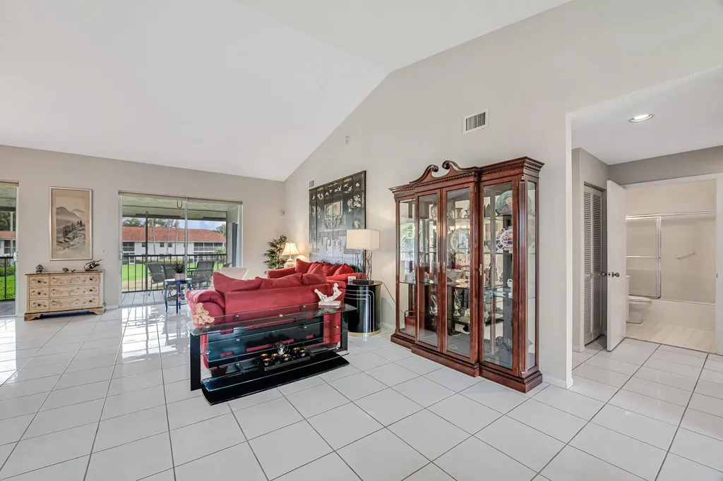 7384 Lake Meadow Way Boynton Beach FL 33437