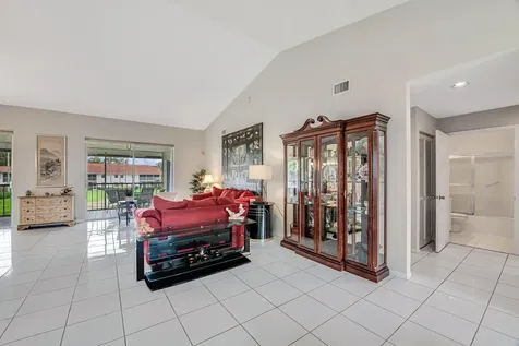 7384 Lake Meadow Way Boynton Beach FL 33437