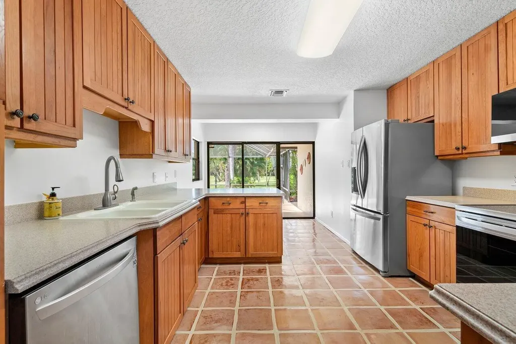 9405 Dundee Drive Lake Worth FL 33467