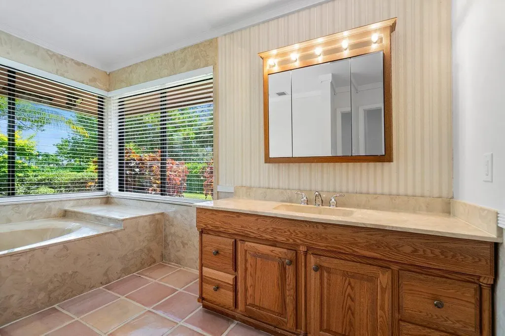 9405 Dundee Drive Lake Worth FL 33467