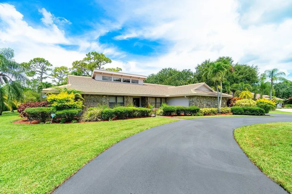 9405 Dundee Drive Lake Worth FL 33467