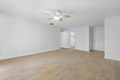 9405 Dundee Drive Lake Worth FL 33467
