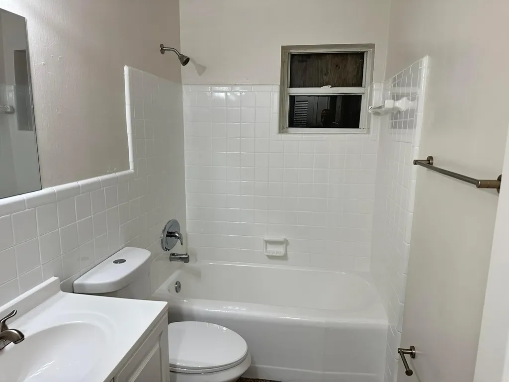 527 Puritan Road West Palm Beach FL 33405