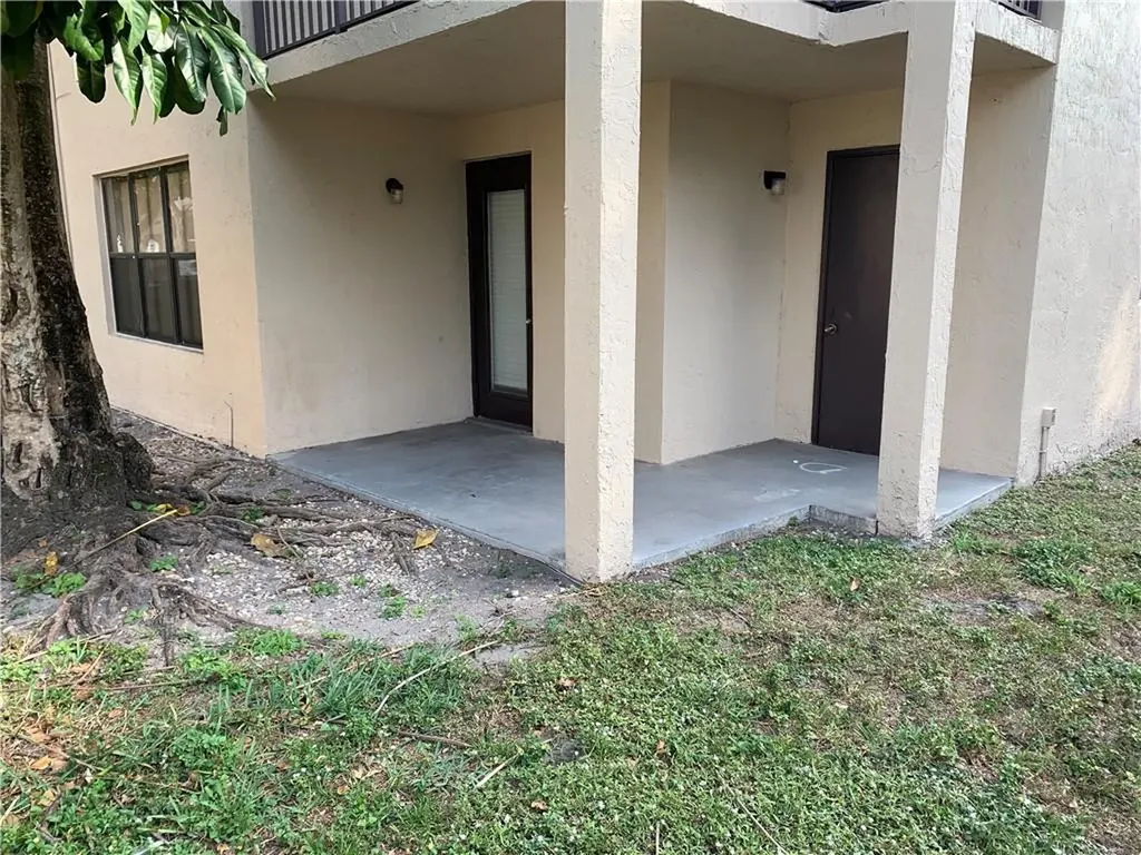 4341 W Mcnab Road Pompano Beach FL 33069
