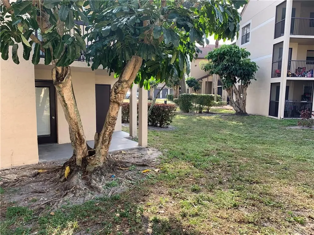 4341 W Mcnab Road Pompano Beach FL 33069