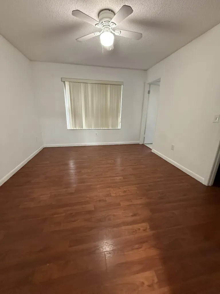 4341 W Mcnab Road Pompano Beach FL 33069