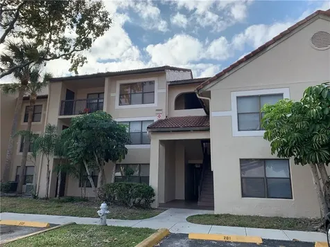 4341 W Mcnab Road Pompano Beach FL 33069