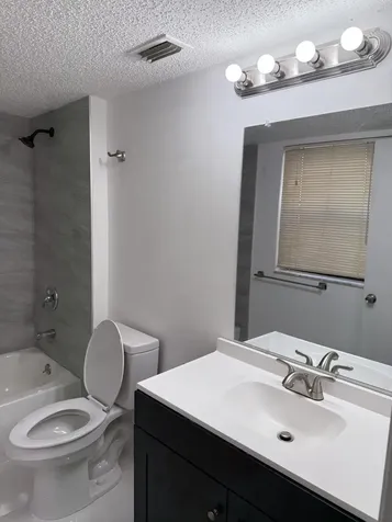 4341 W Mcnab Road Pompano Beach FL 33069