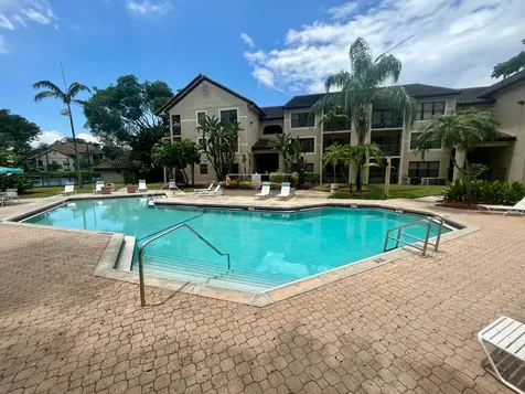 4341 W Mcnab Road Pompano Beach FL 33069