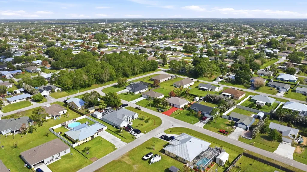 375 SW Dwight Avenue Port St Lucie FL 34983