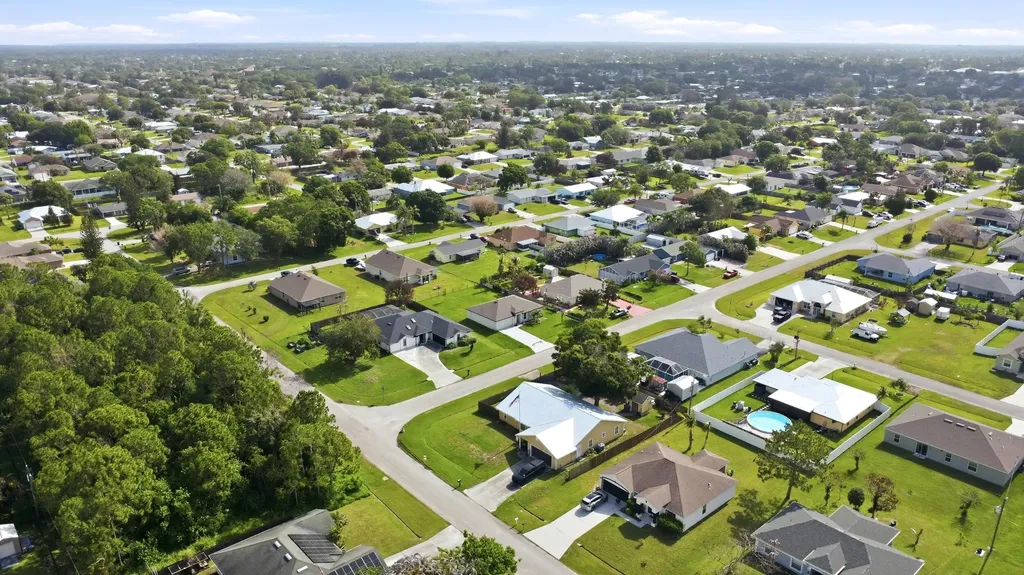 375 SW Dwight Avenue Port St Lucie FL 34983