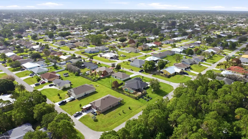 375 SW Dwight Avenue Port St Lucie FL 34983