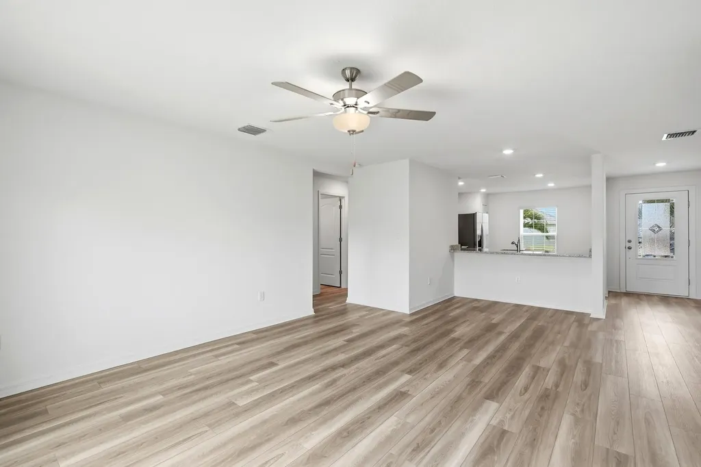 375 SW Dwight Avenue Port St Lucie FL 34983