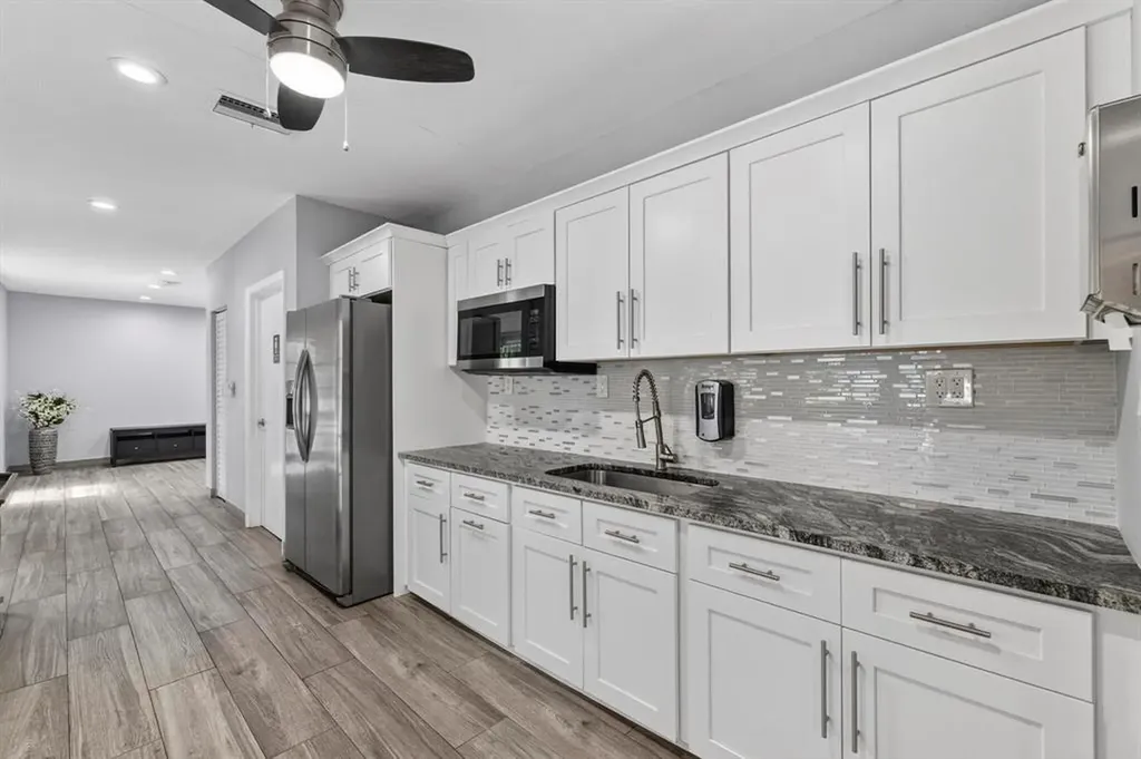 3499 Oaks Way Pompano Beach FL 33069