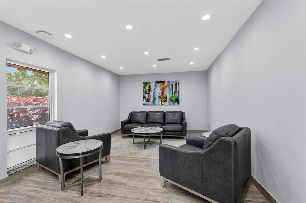 3499 Oaks Way Pompano Beach FL 33069