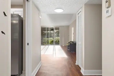 3499 Oaks Way Pompano Beach FL 33069
