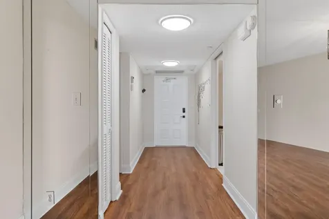 3499 Oaks Way Pompano Beach FL 33069