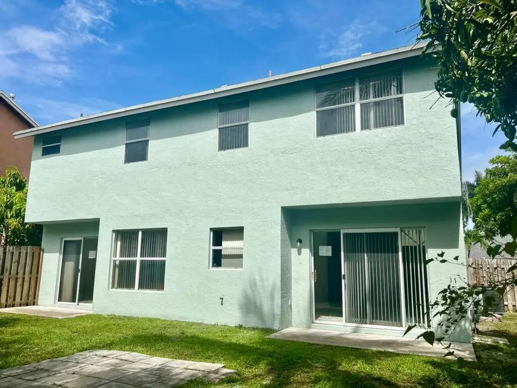 3088 NW 123rd Terrace Sunrise FL 33323