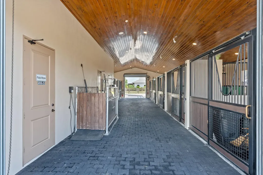 1601 Clydesdale Avenue Wellington FL 33414