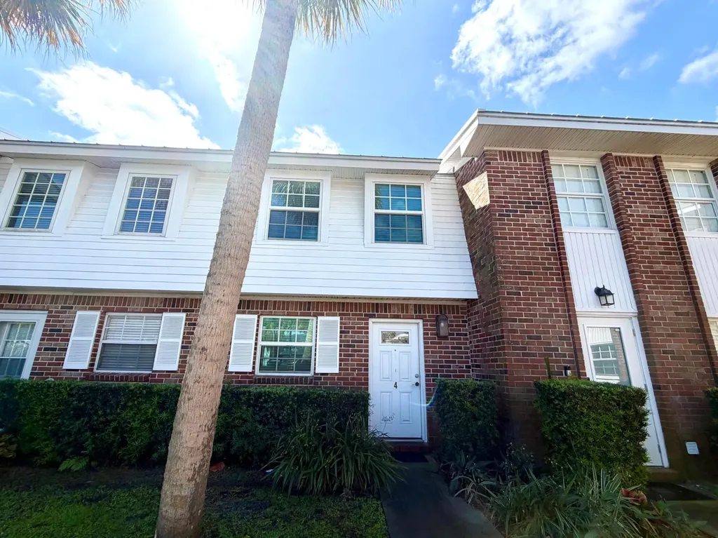 413 N Cypress Drive Jupiter FL 33469